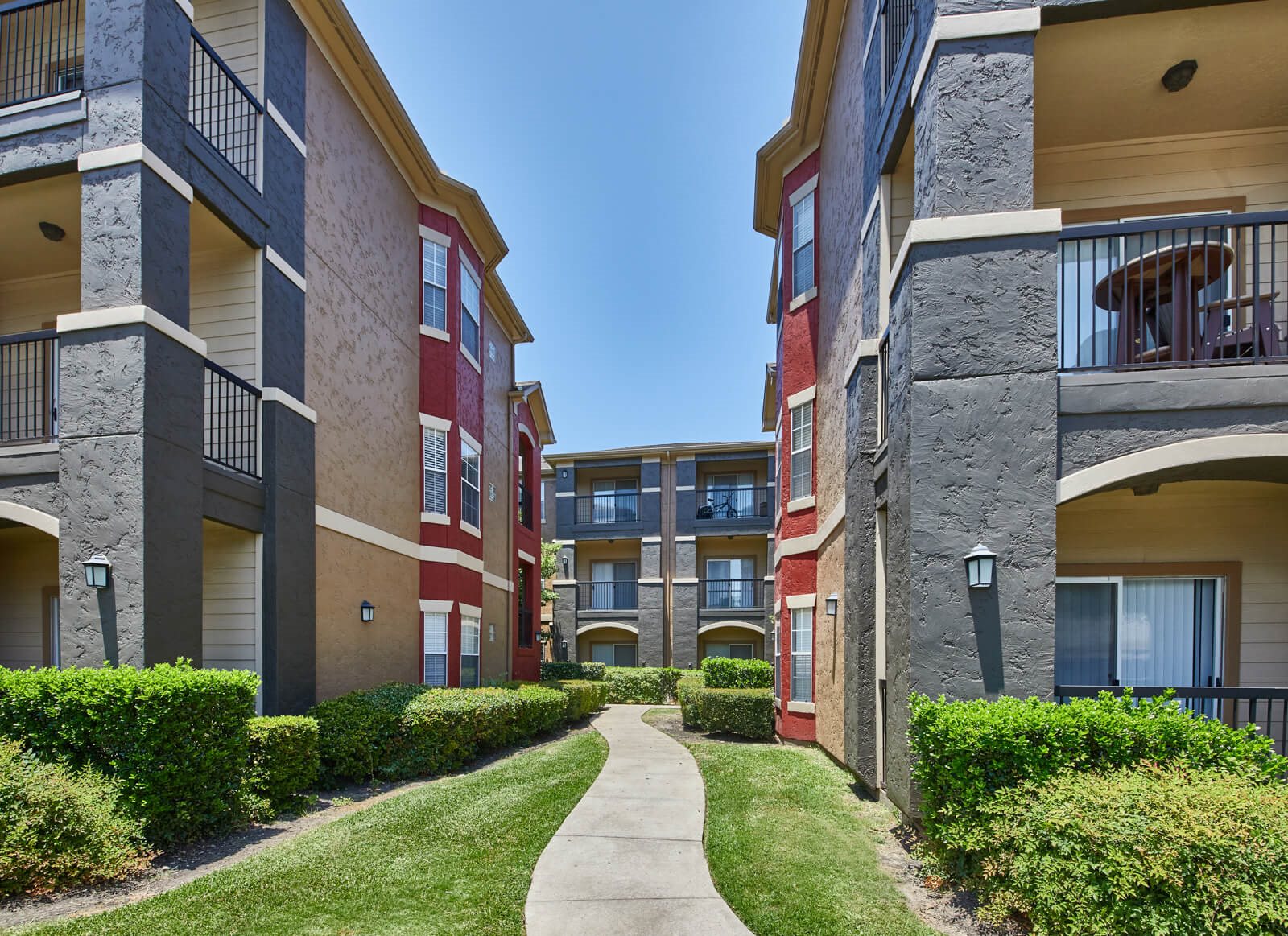 Photos and Video of Sheffield Square in Grand Prairie, TX